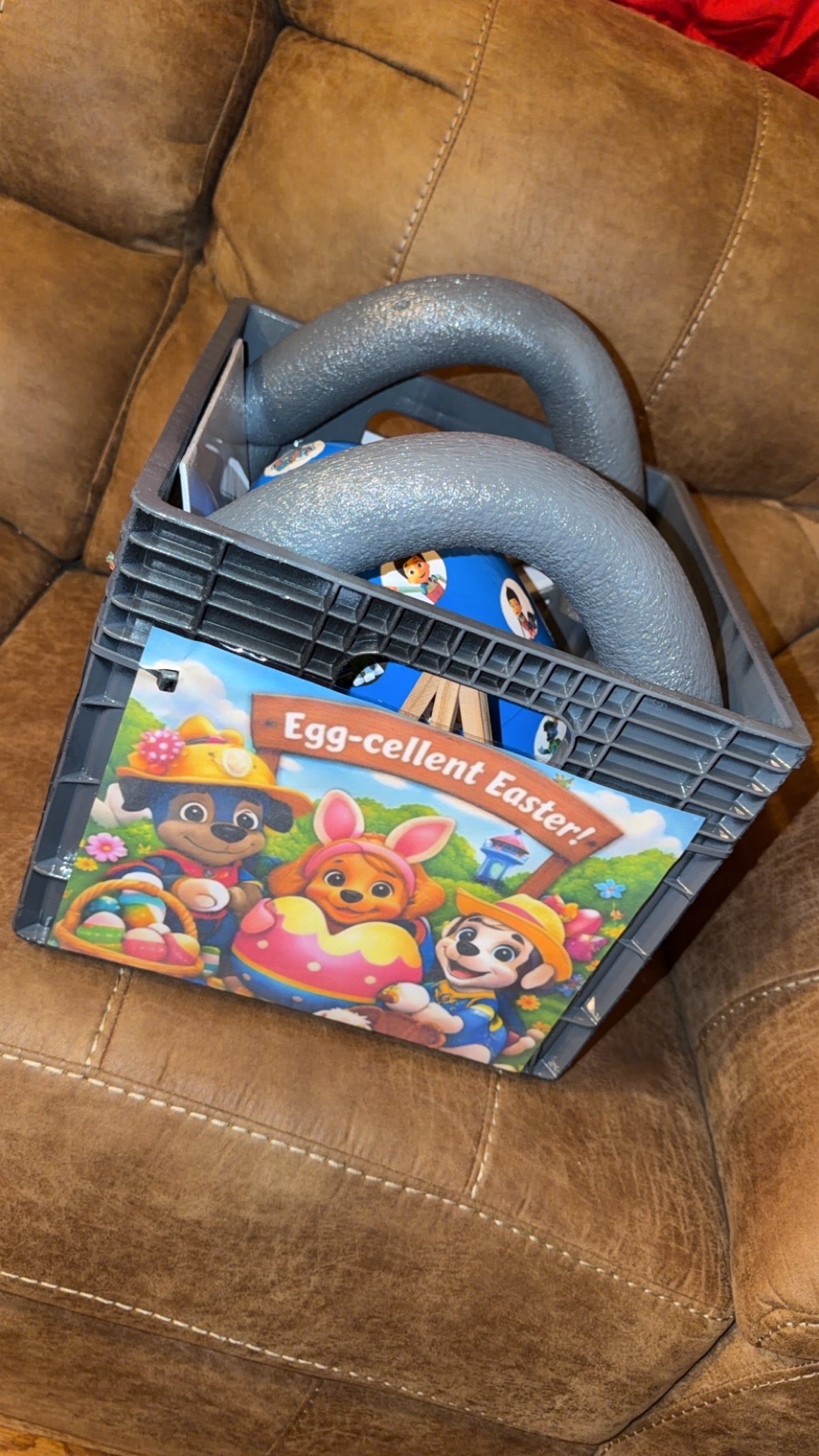 Uncomin Gift Crate