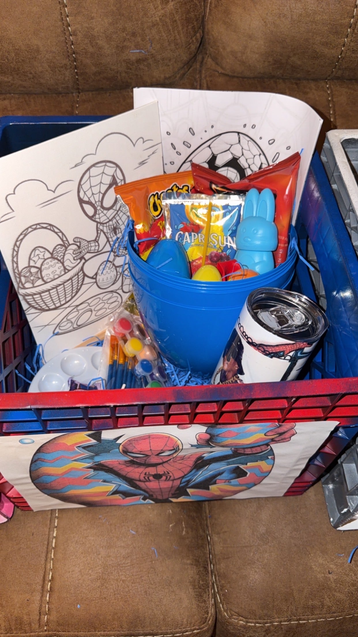Uncomin Gift Crate