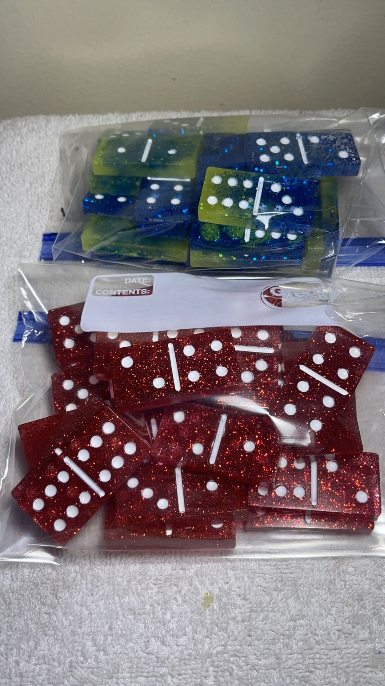 Dominoes Set