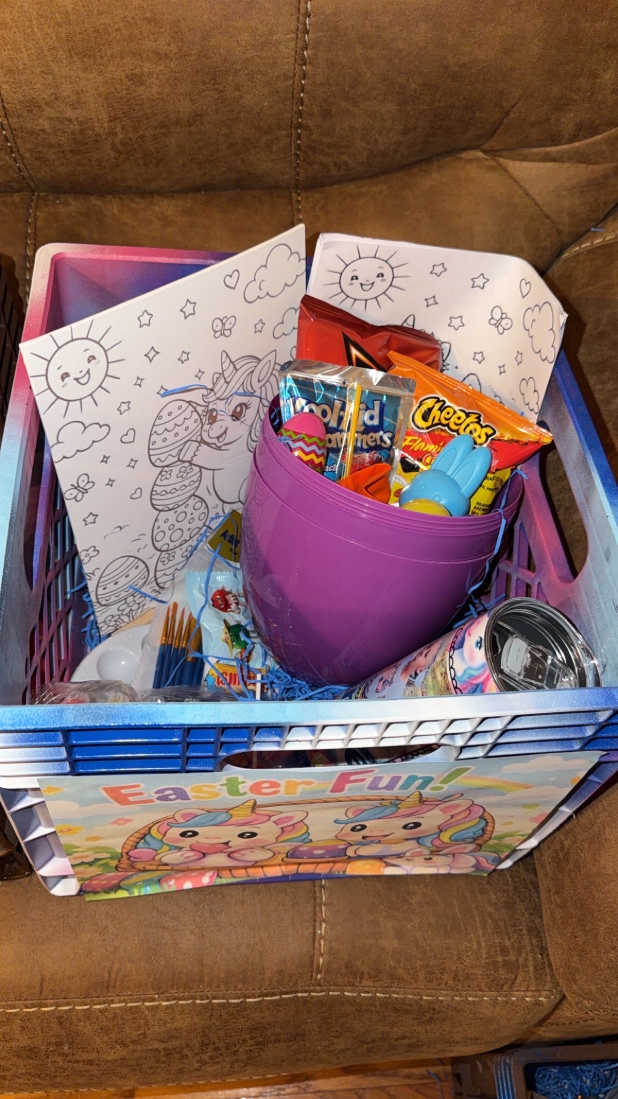 Uncomin Gift Crate