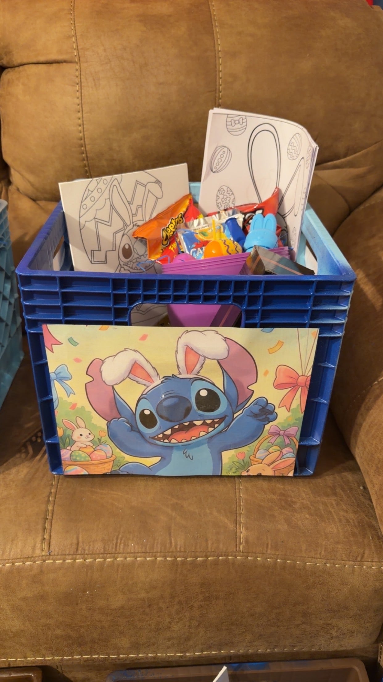 Uncomin Gift Crate