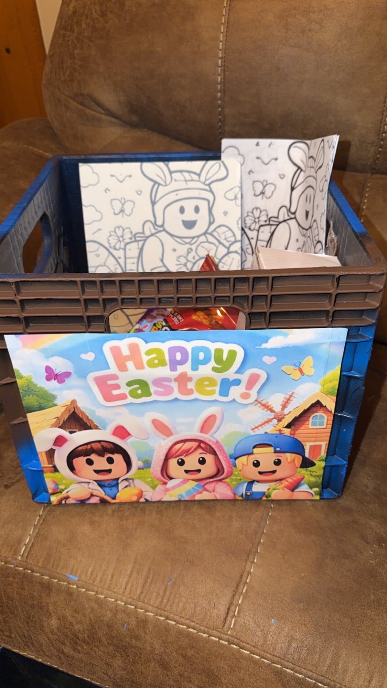 Uncomin Gift Crate
