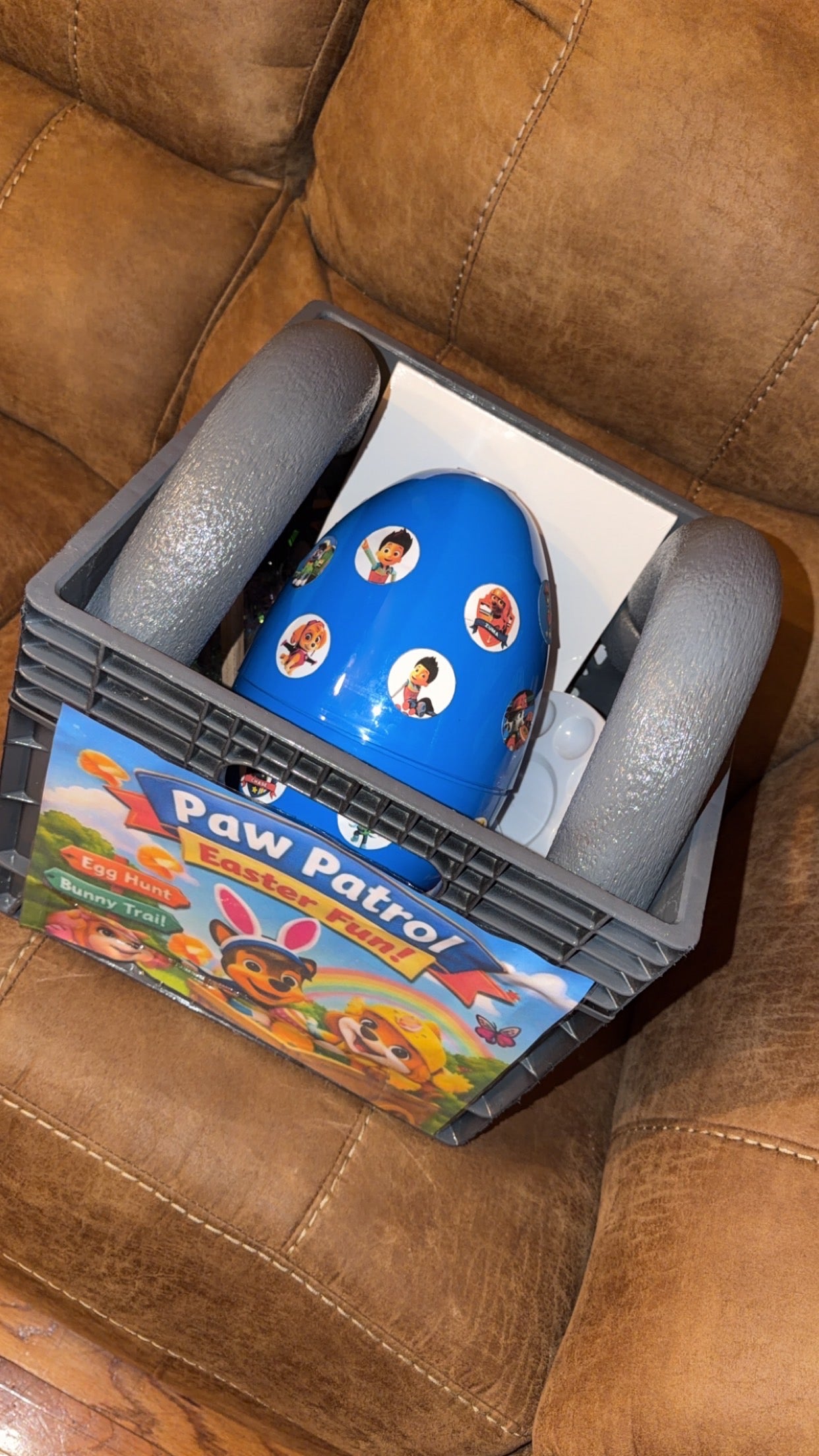 Uncomin Gift Crate