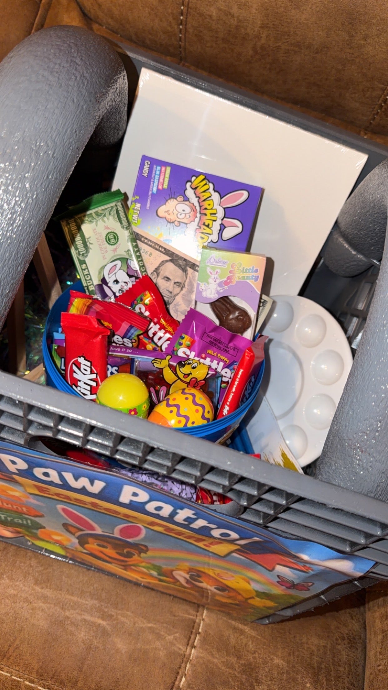 Uncomin Gift Crate