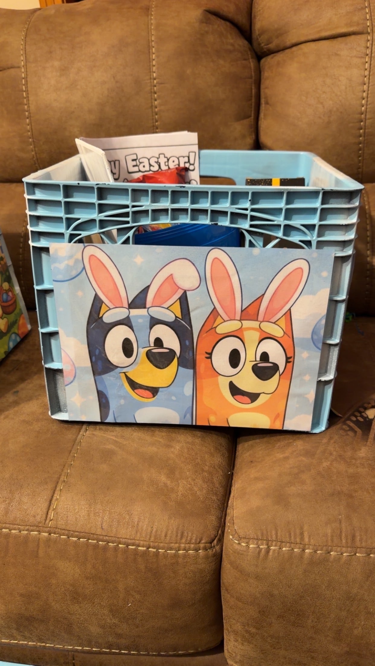 Uncomin Gift Crate