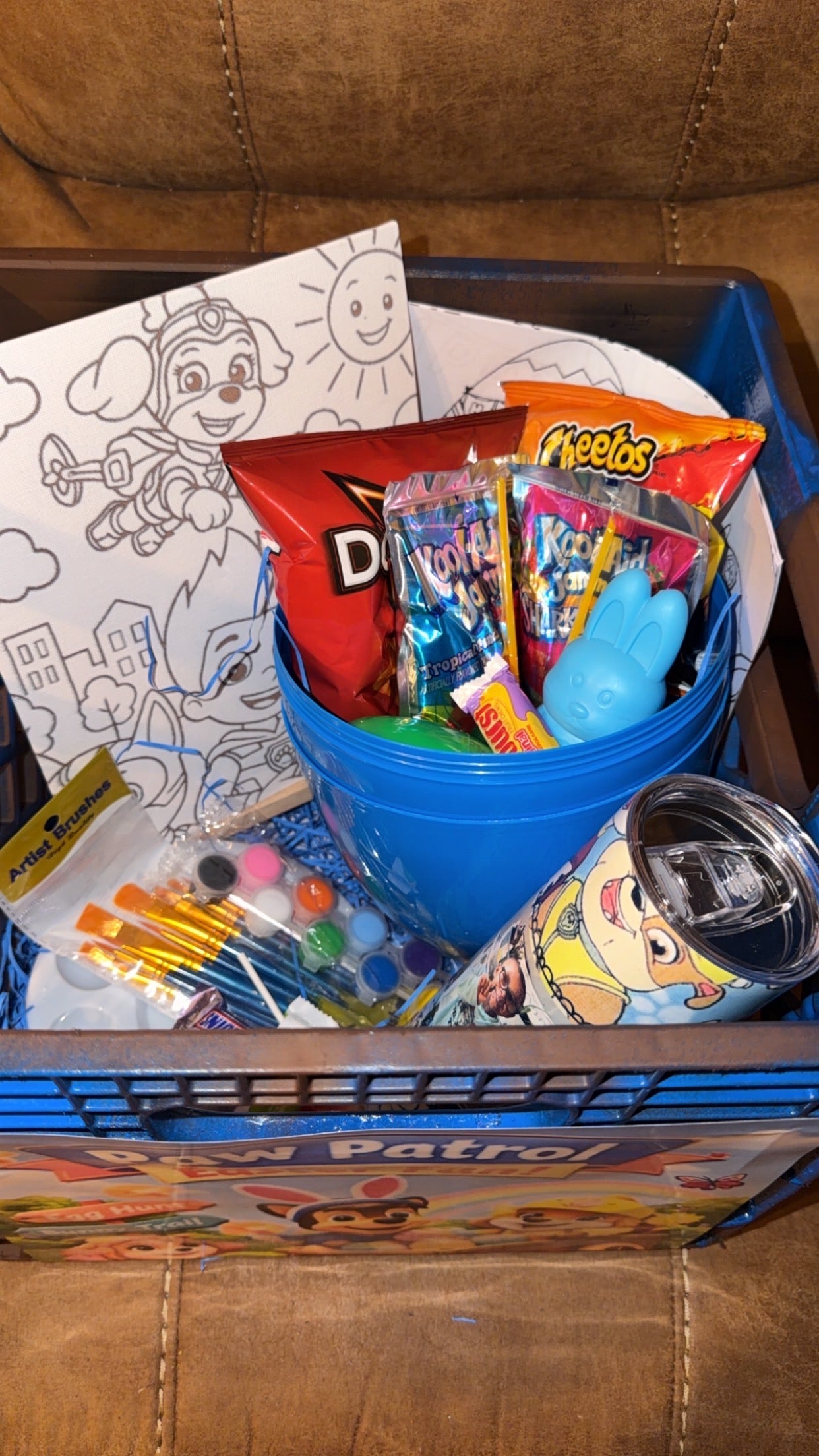 Uncomin Gift Crate