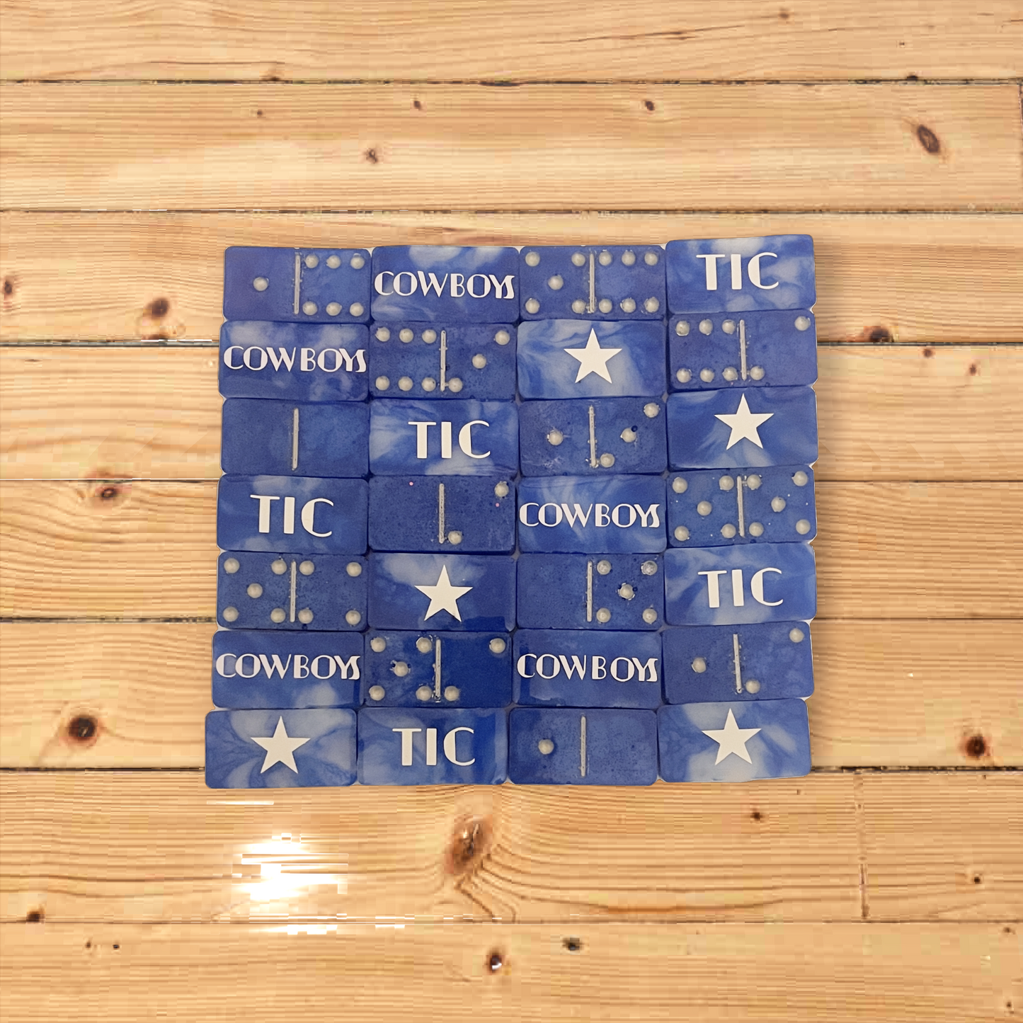 Dominoes Set